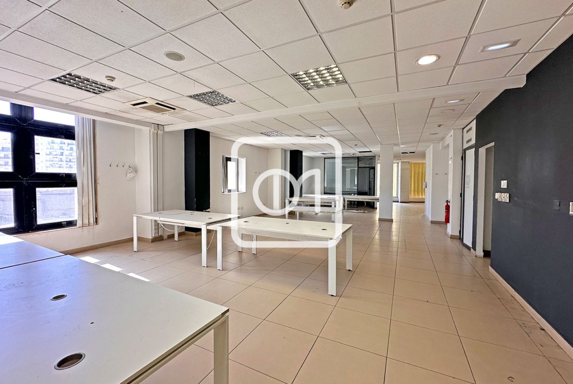 Large Office Space For Rent in Sliema
