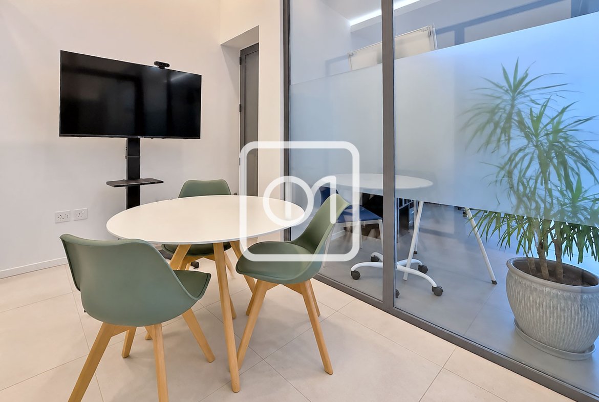 Furnished Seafront Office In Sliema