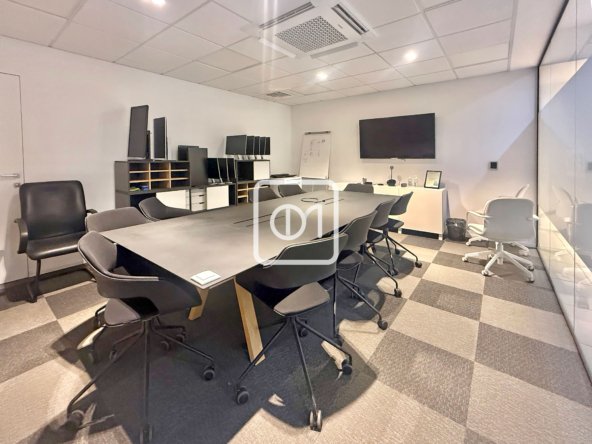 Office with 35 sqm Terrace