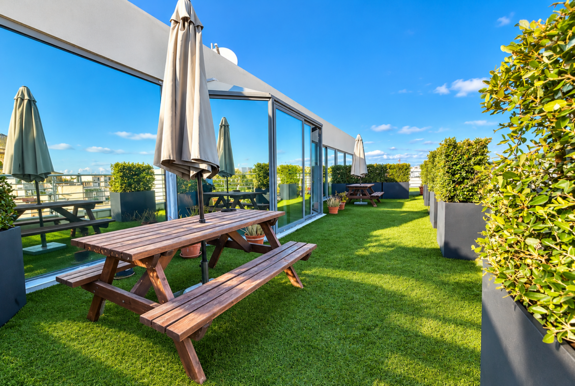 Furnished Office With Rooftop Terrace
