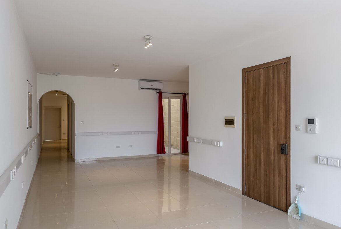 office for rent in Zebbug