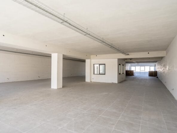 Qormi Office for rent