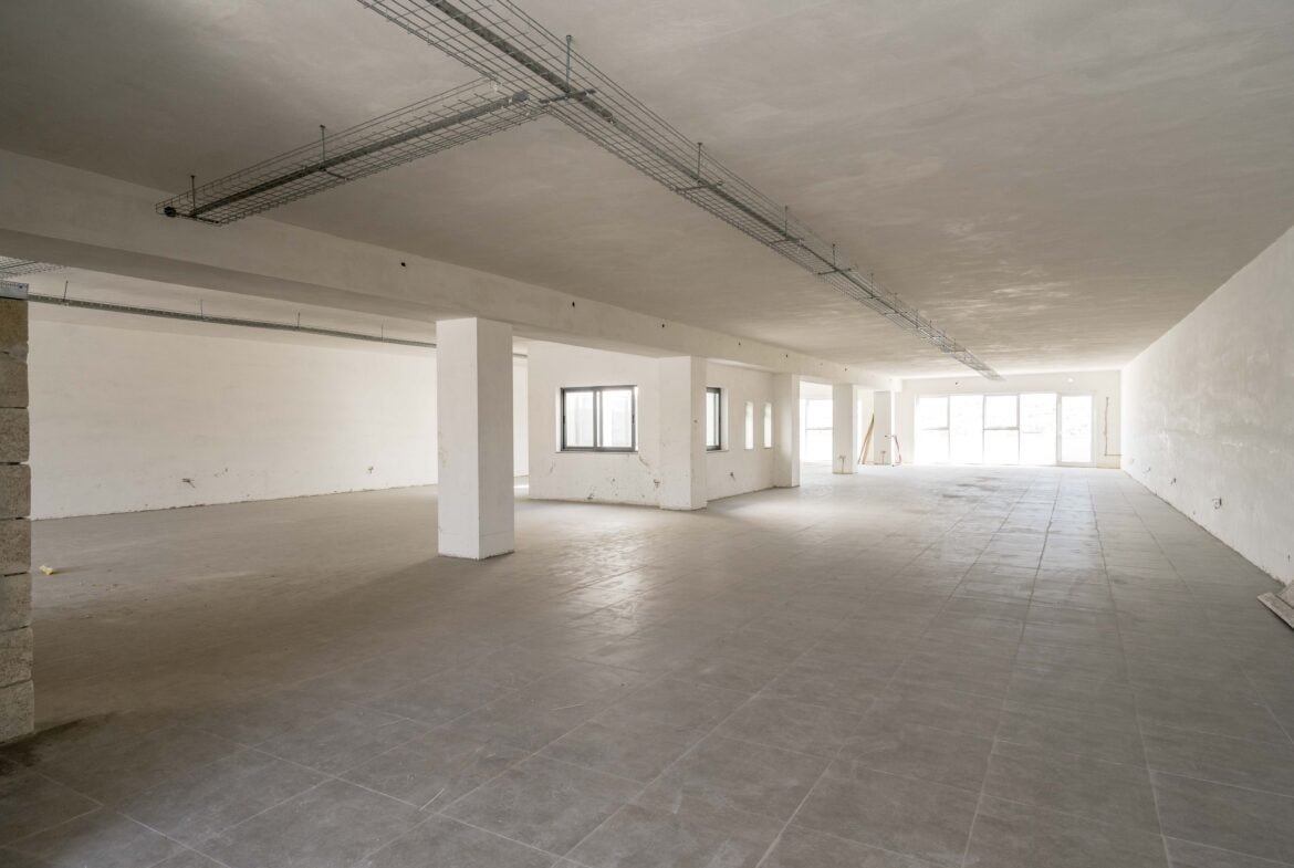 Qormi Office for rent