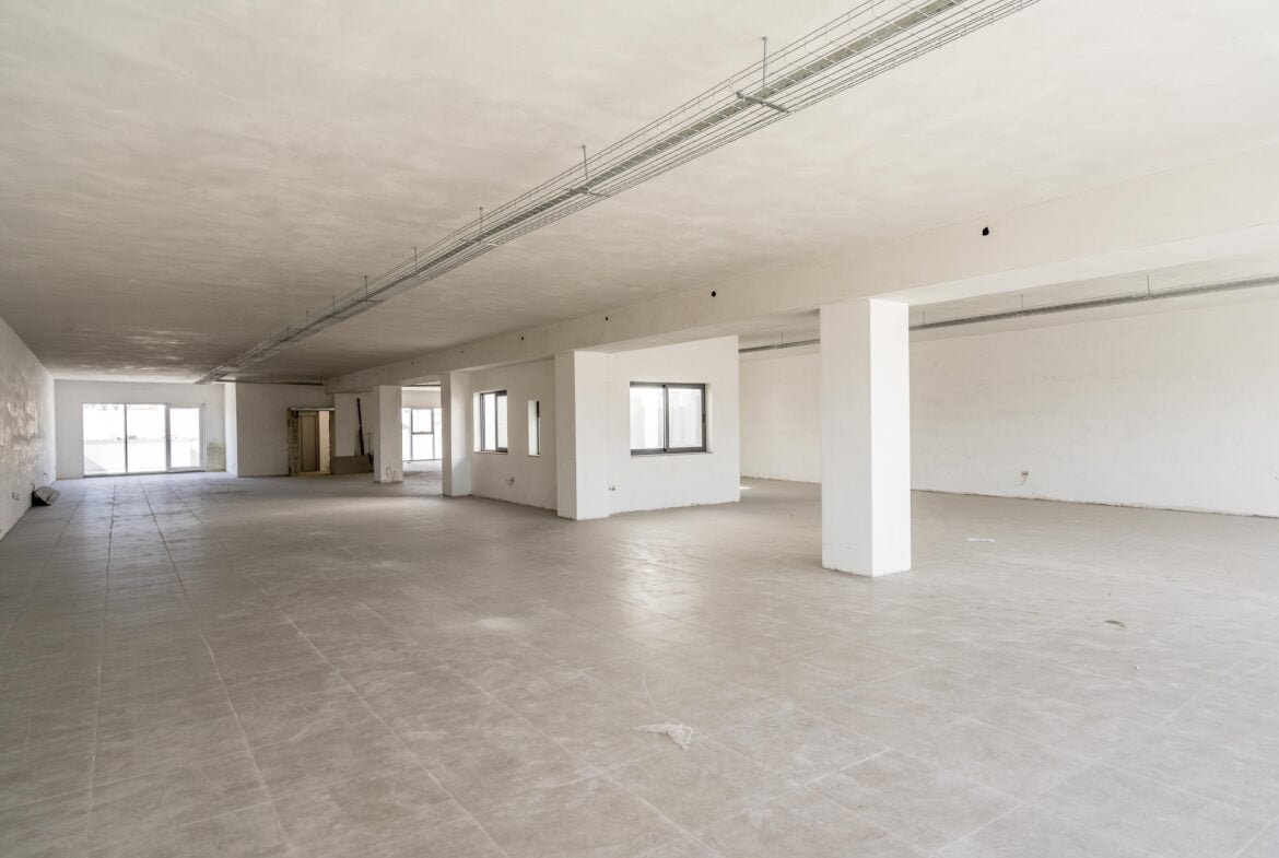 Cost-effective office for rent in Qormi