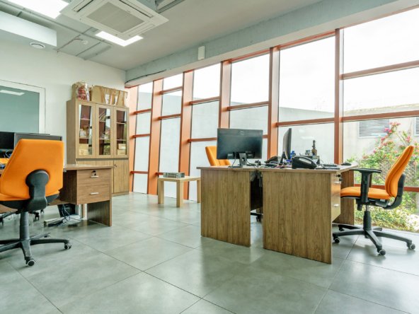 office with two car spaces